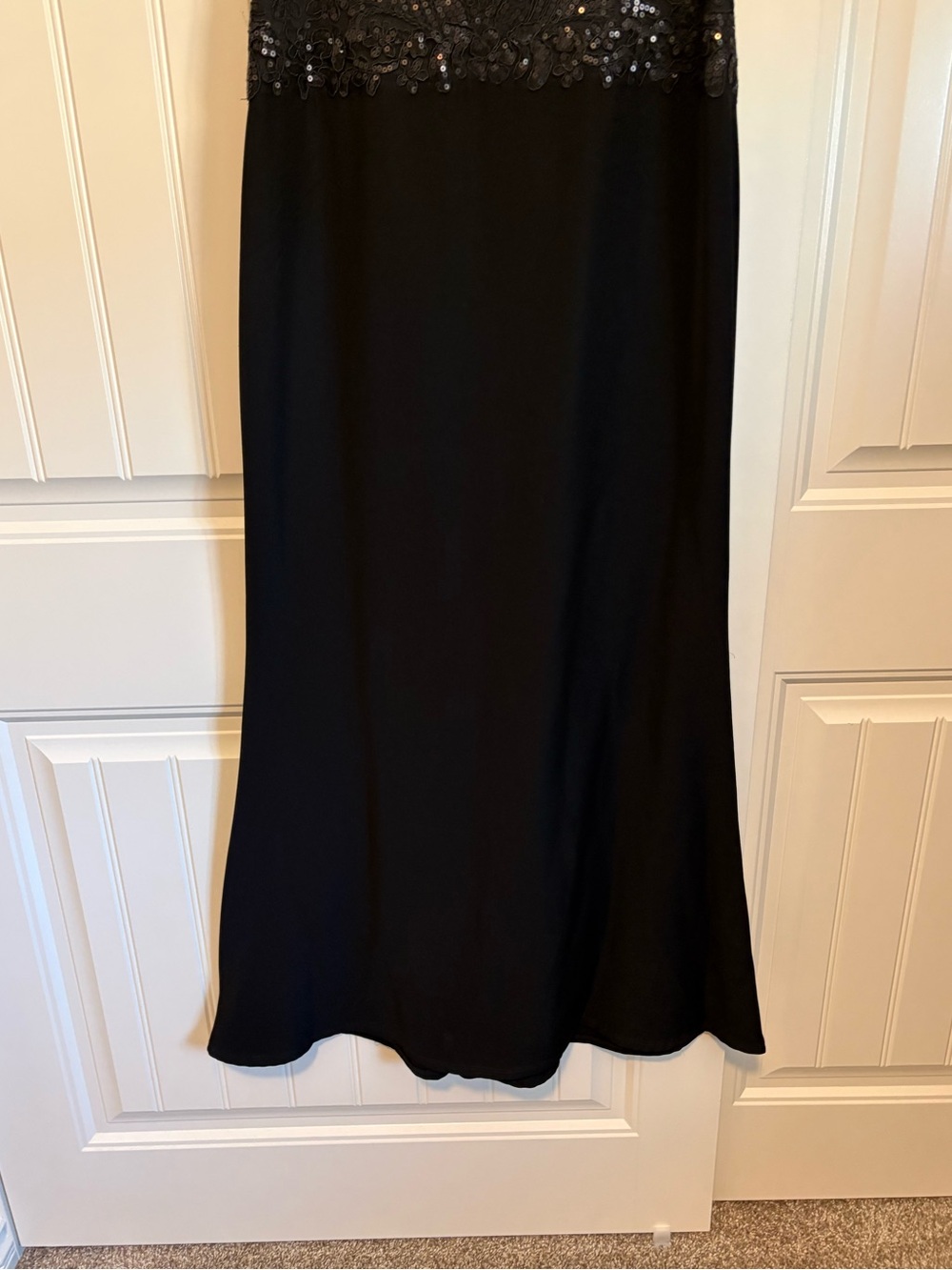 TADASHI SHOJI Pearl Grey Black Two-Tone Sequin Lace Bodice Maxi Gown Dress sz 8 - Picture 4 of 13